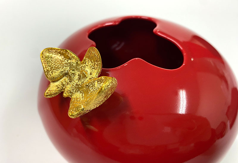 傑作陶 G51繪金紅苞瓶(鍍鈦)